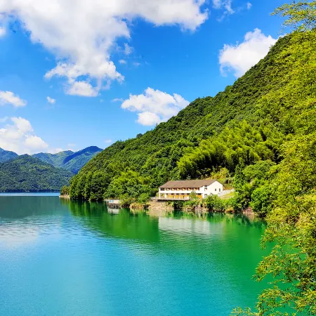 FreeVillage · Countryside Vacation Homestay (By Xianxia Lake)