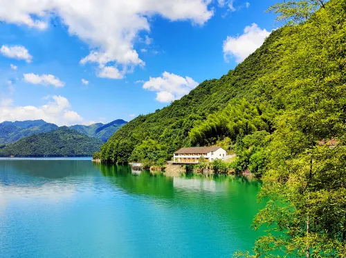 FreeVillage · Countryside Vacation Homestay (By Xianxia Lake)