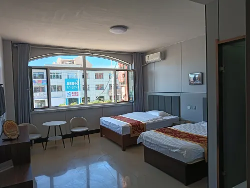 烏拉蓋管理區俊欣賓館