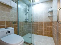 湖岸聽風塘民宿 鹽源住宿飯店