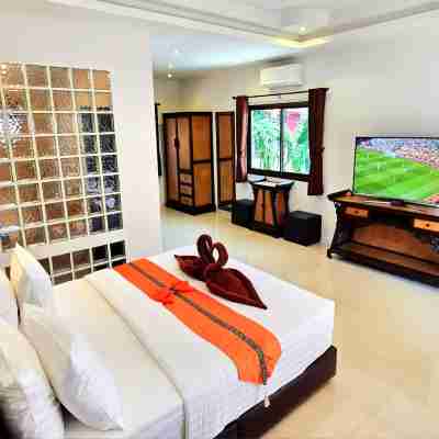 WOWLAND Luxury Pool Villa Pattaya Walking Street Rooms