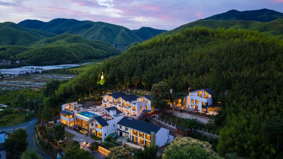 Moganshan Xinyuanju Resort Hotel
