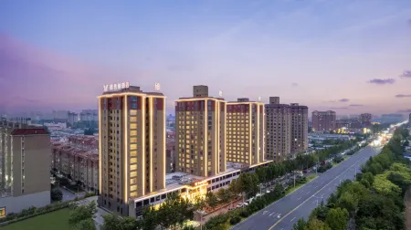Vienna Hotel (Xinxiang Huixian Xueyuan Road)