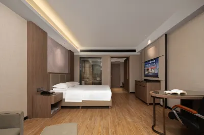 BORRMAN HOTEL (Huaihua Shuntian International Branch) Hotel a New Municipal Government/City Administration Cente
