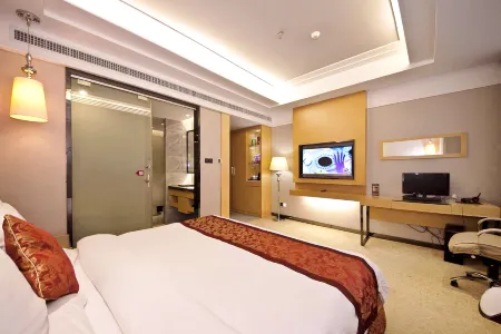 Siji Sunshine Hotel (Lianjiang Railway Station) Отели рядом с достопримечательностью «Gui'an Ocean World»