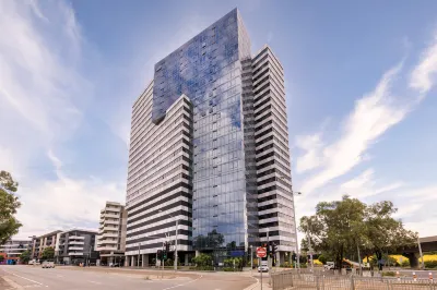 Oaks Melbourne Flemington Suites Hotels near Sam Merrifield Library