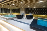 Networld Hotel Spa and Casino - Hot Tub