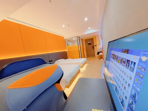 D7 E-Sports Hotel (Fuyang Shuangqingwan Shuijie)