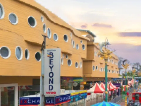 ビヨンド パトン プーケットのホテル