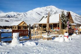 Hemu Youhe Mountain Lodge
