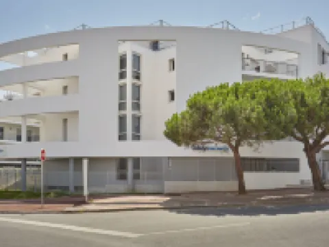 Résidence Odalys L'Orée du Parc Hotels in Royan