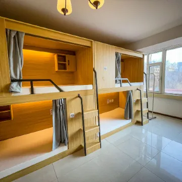 Manye Female Only Hostel (Northeast Normal University Subway Station)