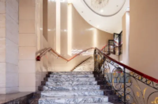 Hongda Longmen Hotel