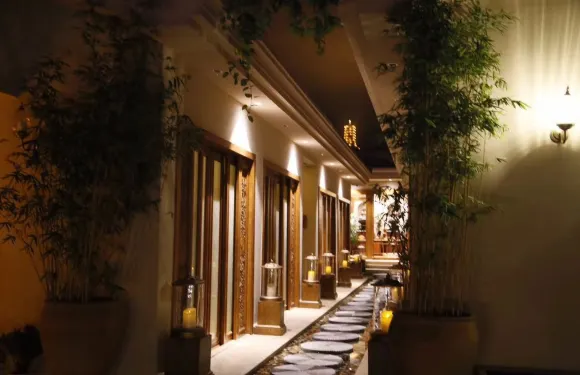 寥廓精舍酒店（曲靖南城門店）