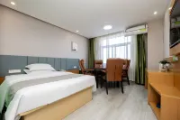 Vatica Hotel (Hefei Linquan Road Anhui Grand Market) Hotels in Hefei