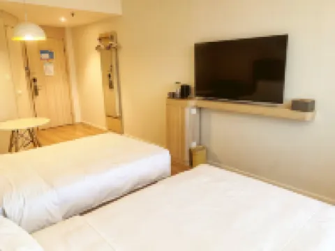 Bo Lian Mei Hotel