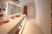 Floral Lux Hotel·Yafei Hotel (Ancient Town Baijianlou) - Beach