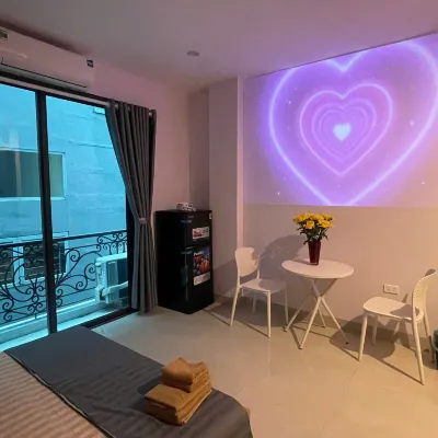 Cinema Thinh Hao Apartment Các khách sạn gần Quận Đống Đa