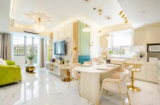 Luxury 2BR Deluxe Azure Resort Beachview Suite with Bathtub & Smart toilet