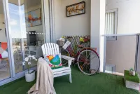 Lovely 2 Bed 2 Bath Apartment | Free Parking | Walk to Train - que admiten mascotas