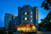 KunYiStar Hotel (Lanzhou West Railway Station Lanzhou Old Street Branch)