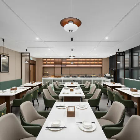 Weilatu Jindu Hotel (Nanbu County Branch)