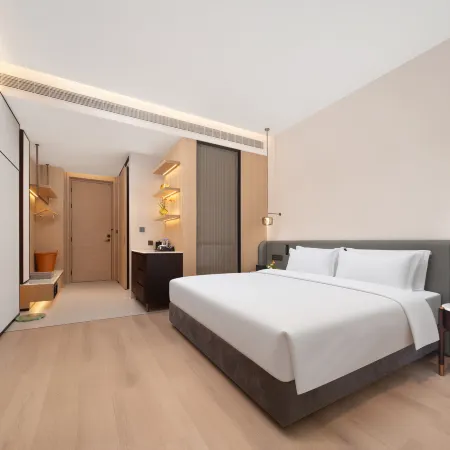Ruimingxiang Hotel (Tianshui City Center Square & Municipal Government Branch)