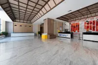 DreamHaven Seaside Loft with Home Theater Hotel