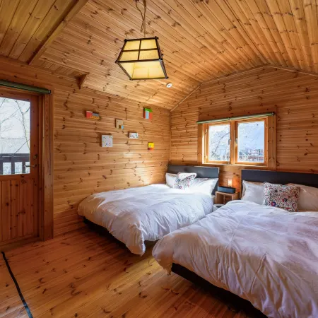 COCO VILLA HAKUBA 01 — Sleeps 9, ideal ski base, with 3D printer sauna & BBQ