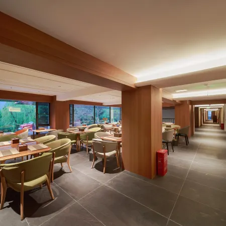 Boyunjian Hotel (Maoxian Ancient Qiang City)