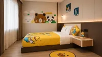 8090 Internet Hotel (Jianshui Zitao Street Guangci Lake Branch) - Esports