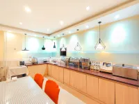 STAR HOTEL · Xingchen Hotel (Wanda Plaza Exhibition Hall Metro Station Branch) - servizio colazione