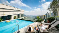 FUNGEE Hotel (Wanzhou Wanda Plaza, Chongqing) - สระว่ายน้ำบนดาดฟ้า