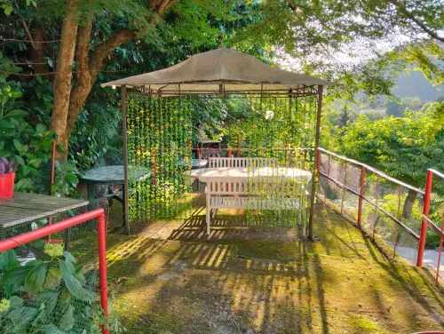 Natura tra bosco e lago - 3 stelle