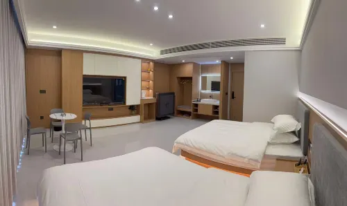 Wumeng Grand Hotel (Wumeng Grass Plain)