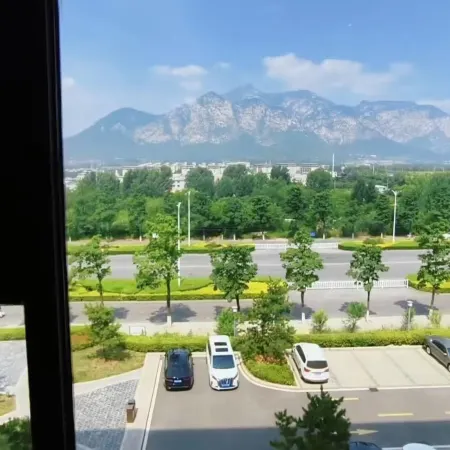 Dengfeng Zhongzhou Intermega Shaolin Hotel