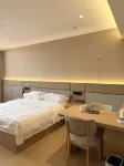 Qike Boutique Homestay Hotel - parking