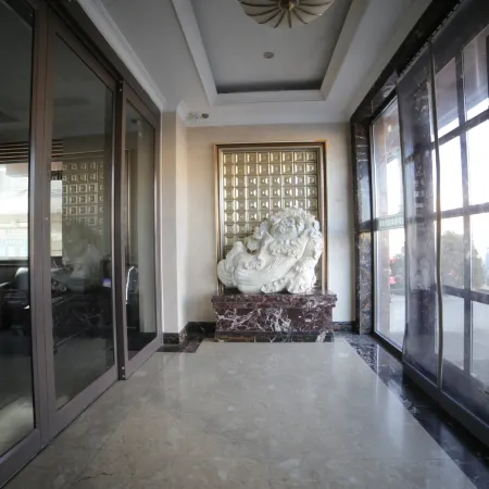 Huayi Select Hotel (Jianchang Central Market)