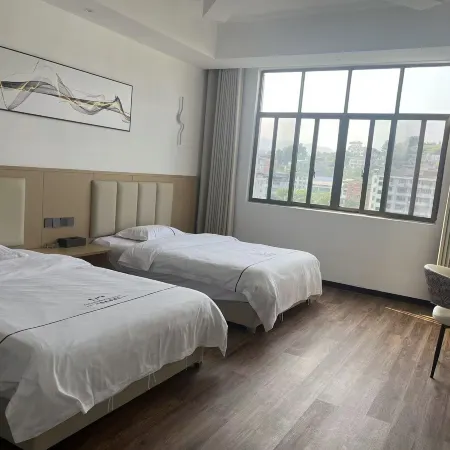 Cengong Qicai Garden Hotel