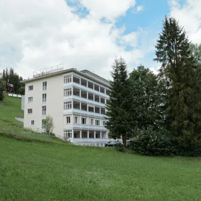 Davos Youth Hostel Hotels near Hauptertäli