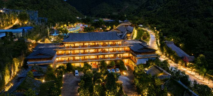 Longtan Hot Spring Eco Resort Hotels in Wenshan City