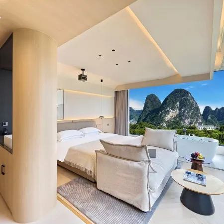 Huahangyu Hotel (Xingping 20 Yuan Scenic Area)