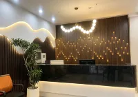 Changge Yifei Business Hotel - 2 ดาว