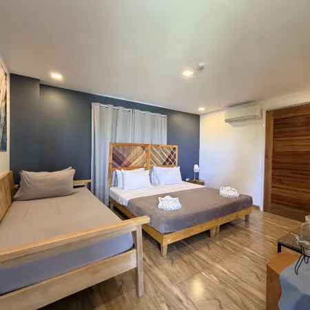 Silver Reef Dive Resorts