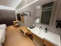 Tata Hotel FangchengStor - 2-Star