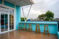 Sans Hotel Pippo Yogyakarta - ที่มีที่จอดรถ