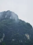 Yingxi Fenglin Corridor qiangu Yunshe Hot Spring Resort - غرفة مطلة على الجبل