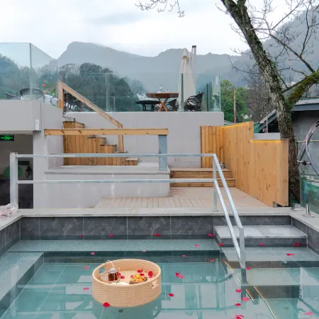 Qingchengshan Weishui Memory Hot Spring Homestay (Qingcheng Houshan Tai'an Ancient Town Branch)