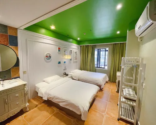 Yaboutique Hotel (Fuzhou Sanfang Qixiang Nanmendou Subway Station) Hotels near FJTV Tower