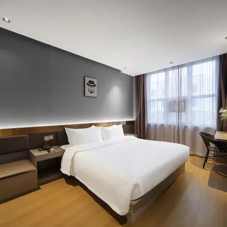 Rongyueyun Hotel (Xihua No.1 High School)